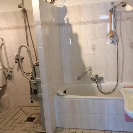 Eikenburg 3*