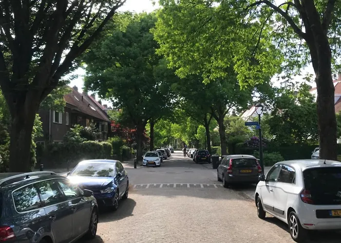 Eikenburg 3* Αϊντχόφεν